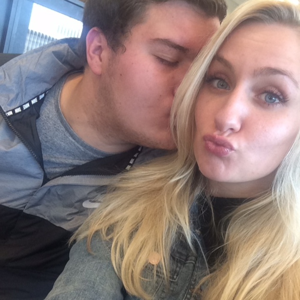 Meet your Posher, Carley